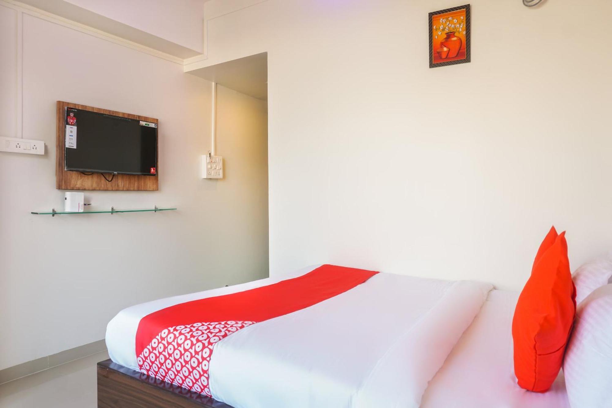 Hotel O Nitya Executive Phursungi Eksteriør bilde