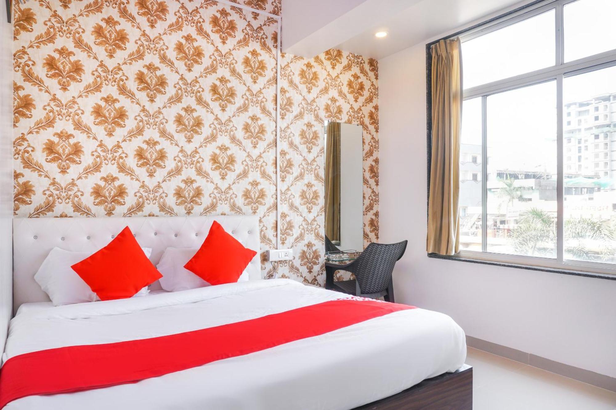 Hotel O Nitya Executive Phursungi Eksteriør bilde